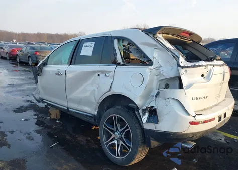 2014 Lincoln Mkx z USA, uszkodzony, nr VIN 2LMDJ8JK2EBL11271